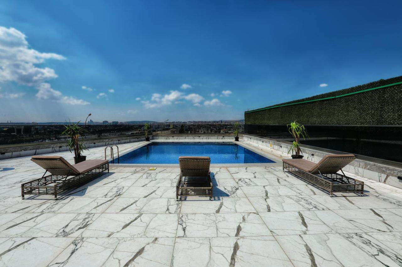 The Green Park Gaziantep Exterior photo Rooftop pool