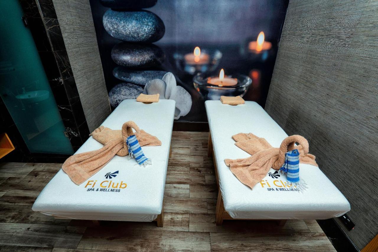 The Green Park Gaziantep Exterior photo Massage beds at a spa
