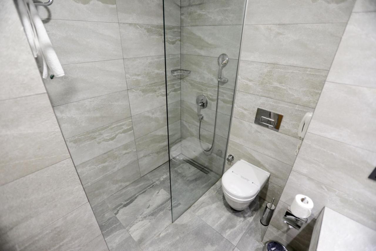 The Green Park Gaziantep Exterior photo A shower cubicle